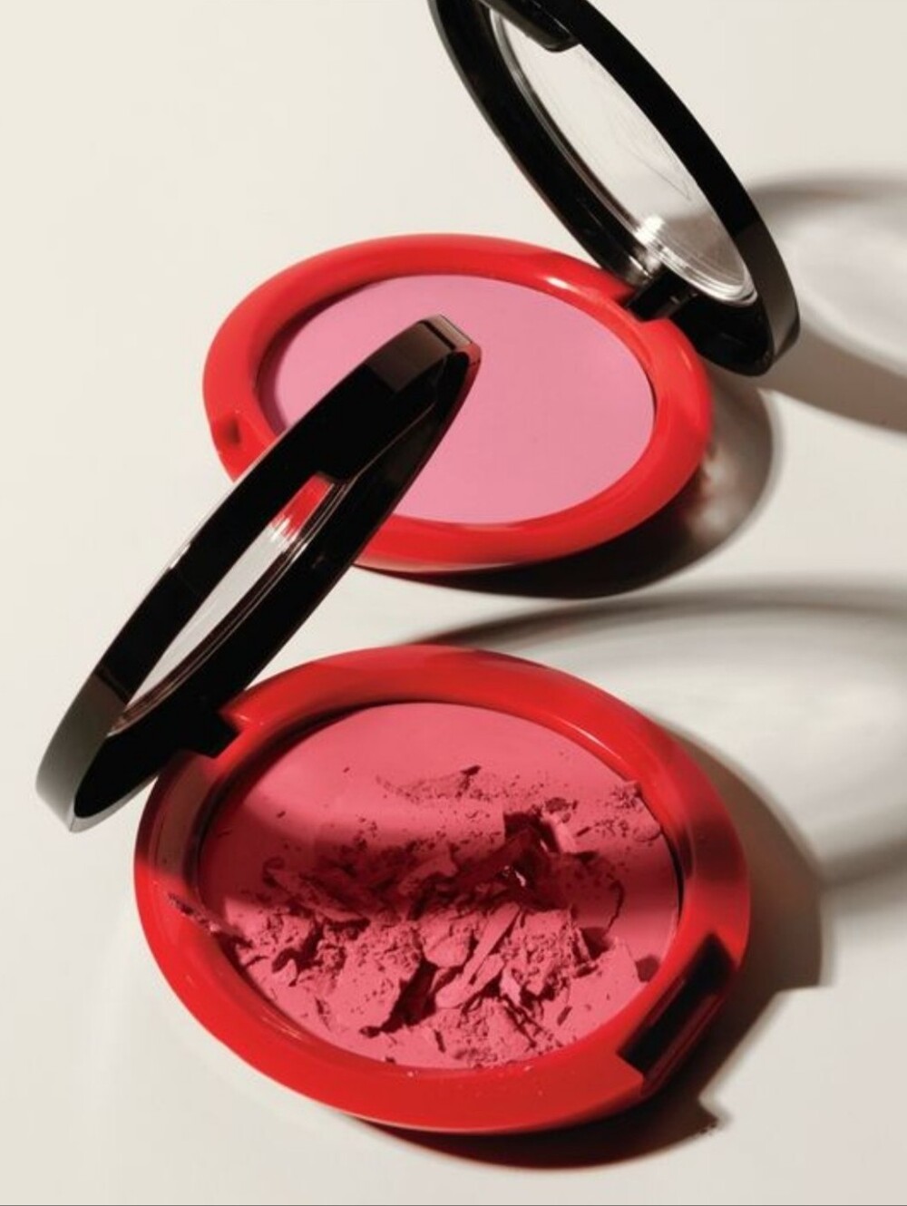 fmg Glimmer Powder Blush By Avon